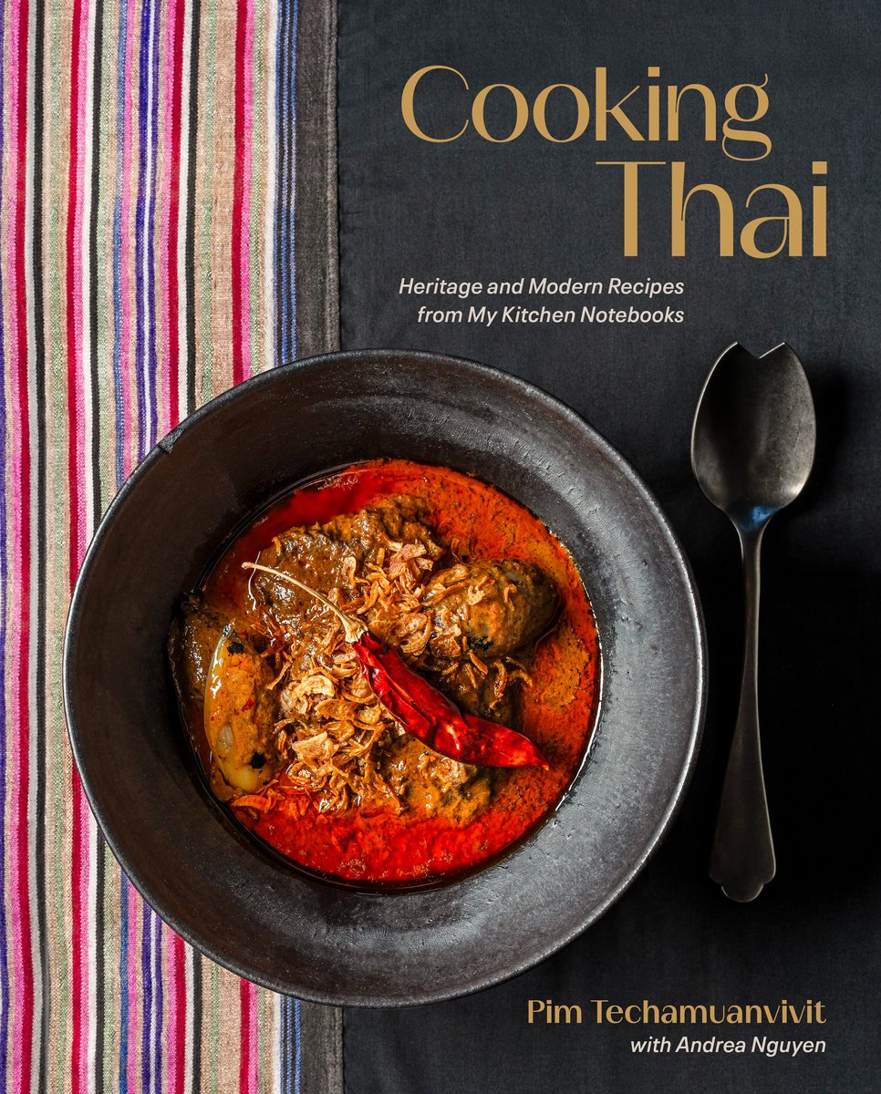 Cooking Thai a book by Pim Techamuanvivit and Andrea Nguyen